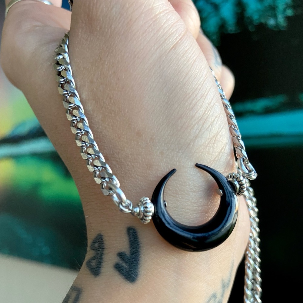 Moon choker necklace . Black buffalo horn carved moon charm . goth boho - Picture 3 of 12